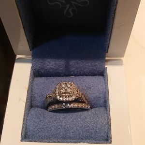 Vera Wang 1\2 carat bridal set